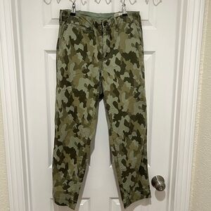 Gap Straight Khaki High Rise Camo Pants Womens Size 8 Green Chino Twill